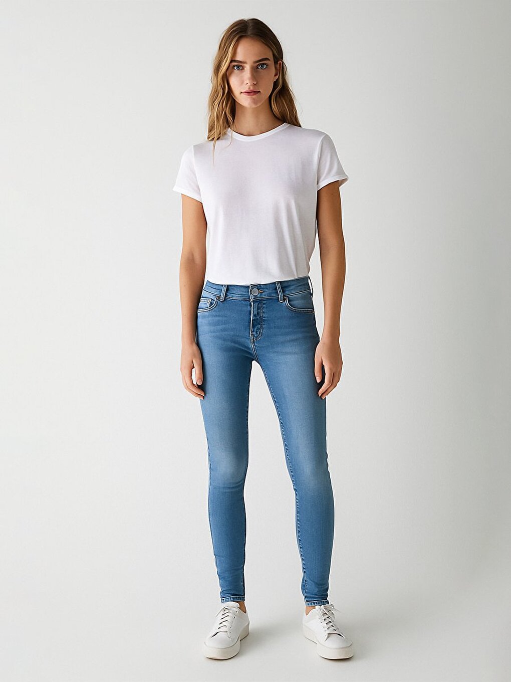 Lonıa Tall Cou Droit Bleu Moyen Les Pantalons
