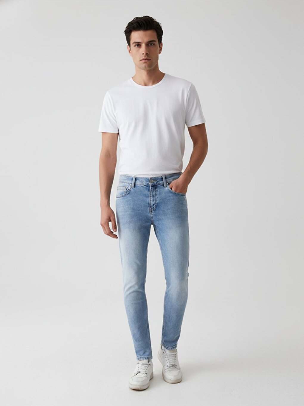 Marcelıo Cou Droit Bleu Moyen Les Pantalons