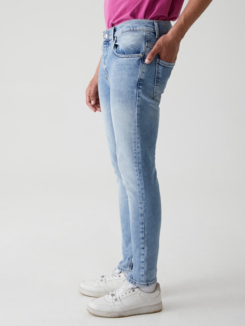 Marcelıo Cou Droit Bleu Moyen Les Pantalons