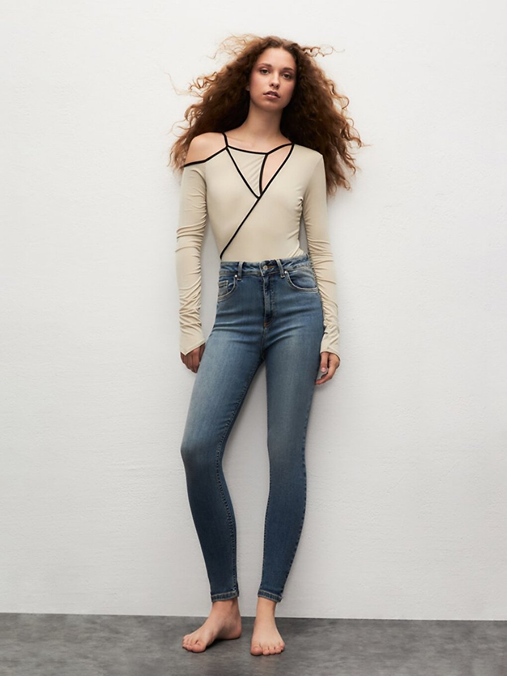 Marcella X Cou Droit Taille Haute Bleu Moyen Jean Les Pantalons