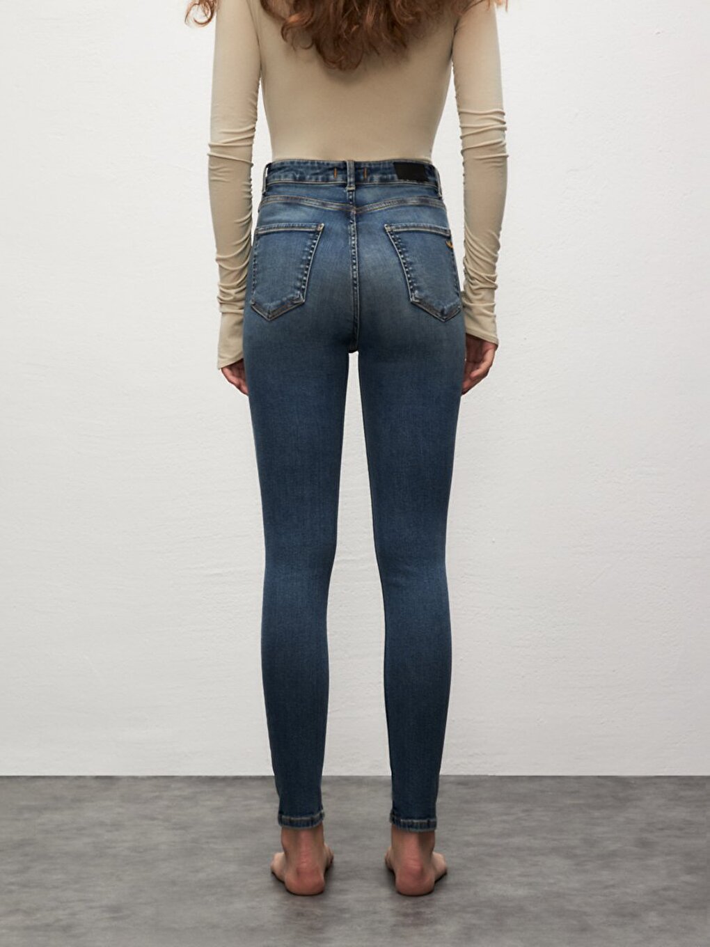 Marcella X Cou Droit Taille Haute Bleu Moyen Jean Les Pantalons