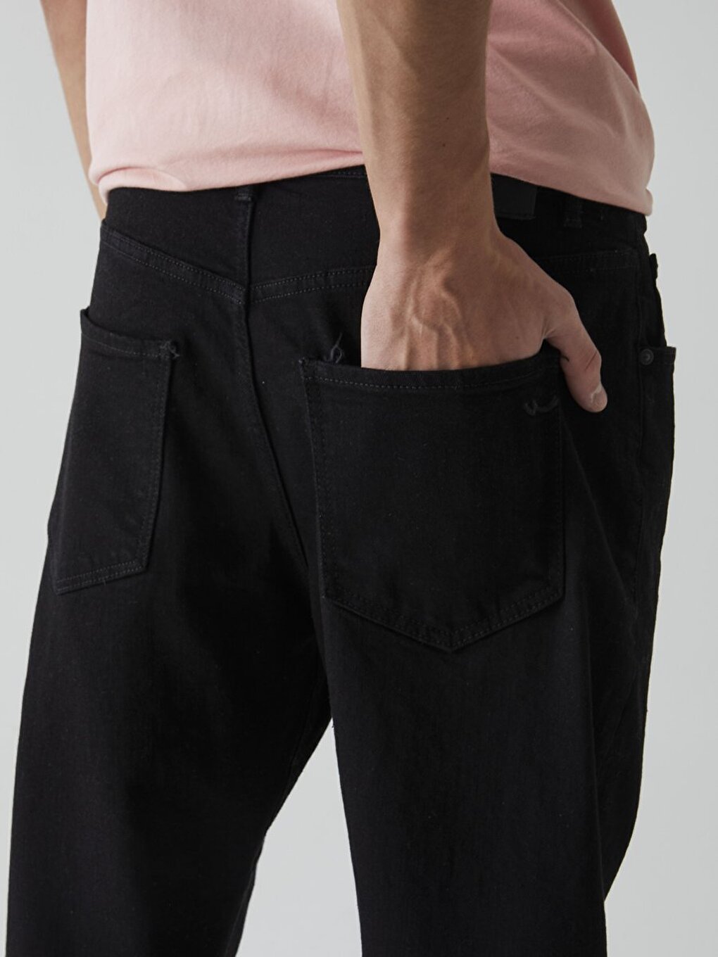 Aıden Relaxed Cut Black Trousers