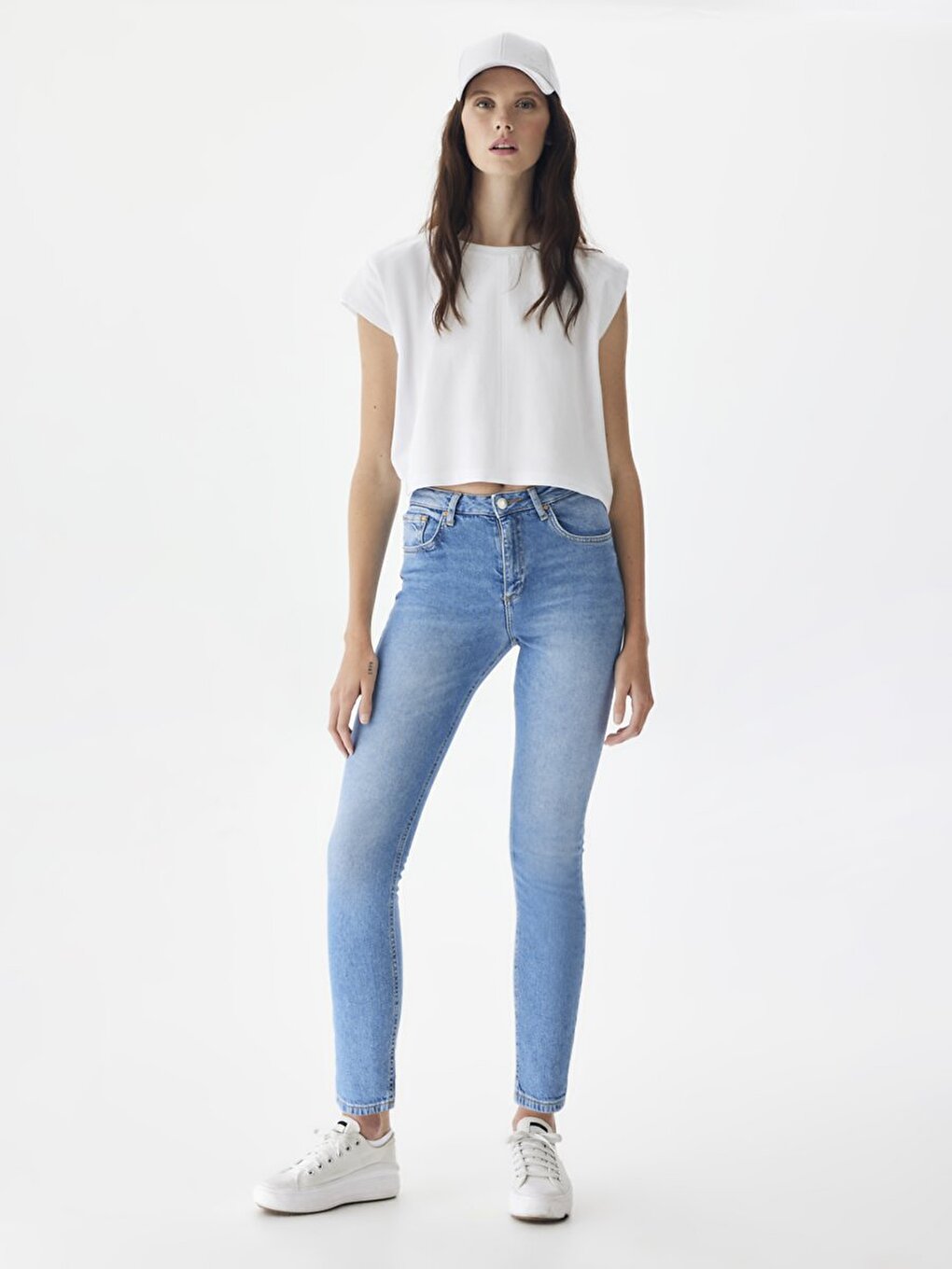 Ronna X Cou Droit Bleu Moyen Les Pantalons