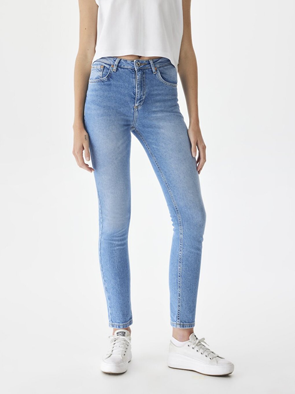 Ronna X Cou Droit Bleu Moyen Les Pantalons