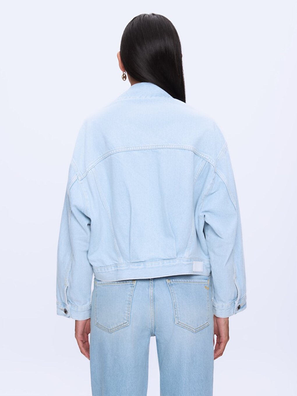 Celıa Oversize Lichtblauw Jasje