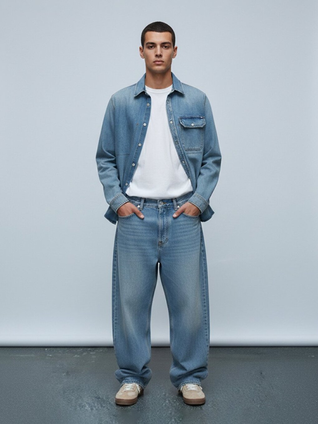Aıdan Entspannter Schnitt Mittelblau Jeans Hemd